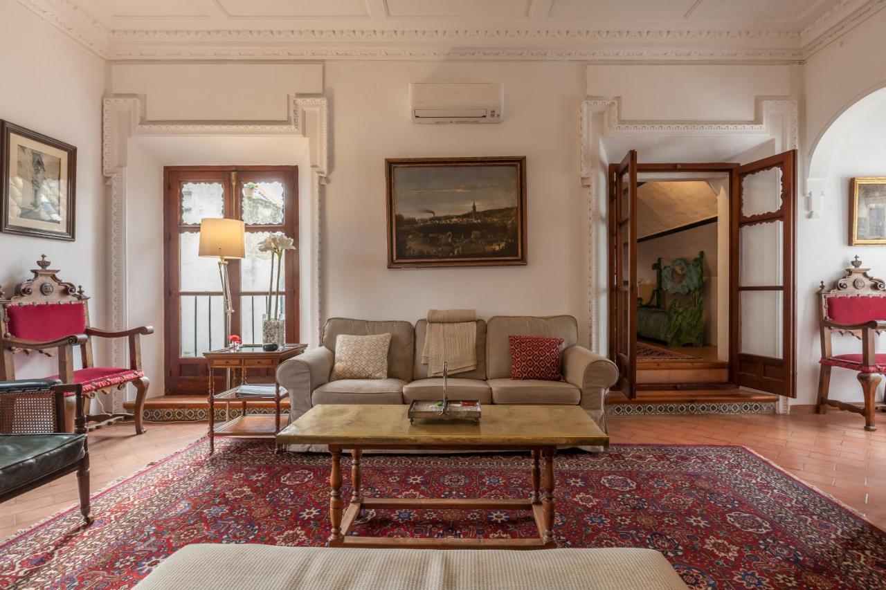 Villa Elvira, Exclusive Pool And Gardens In The Heart Of Sevilla Exteriér fotografie